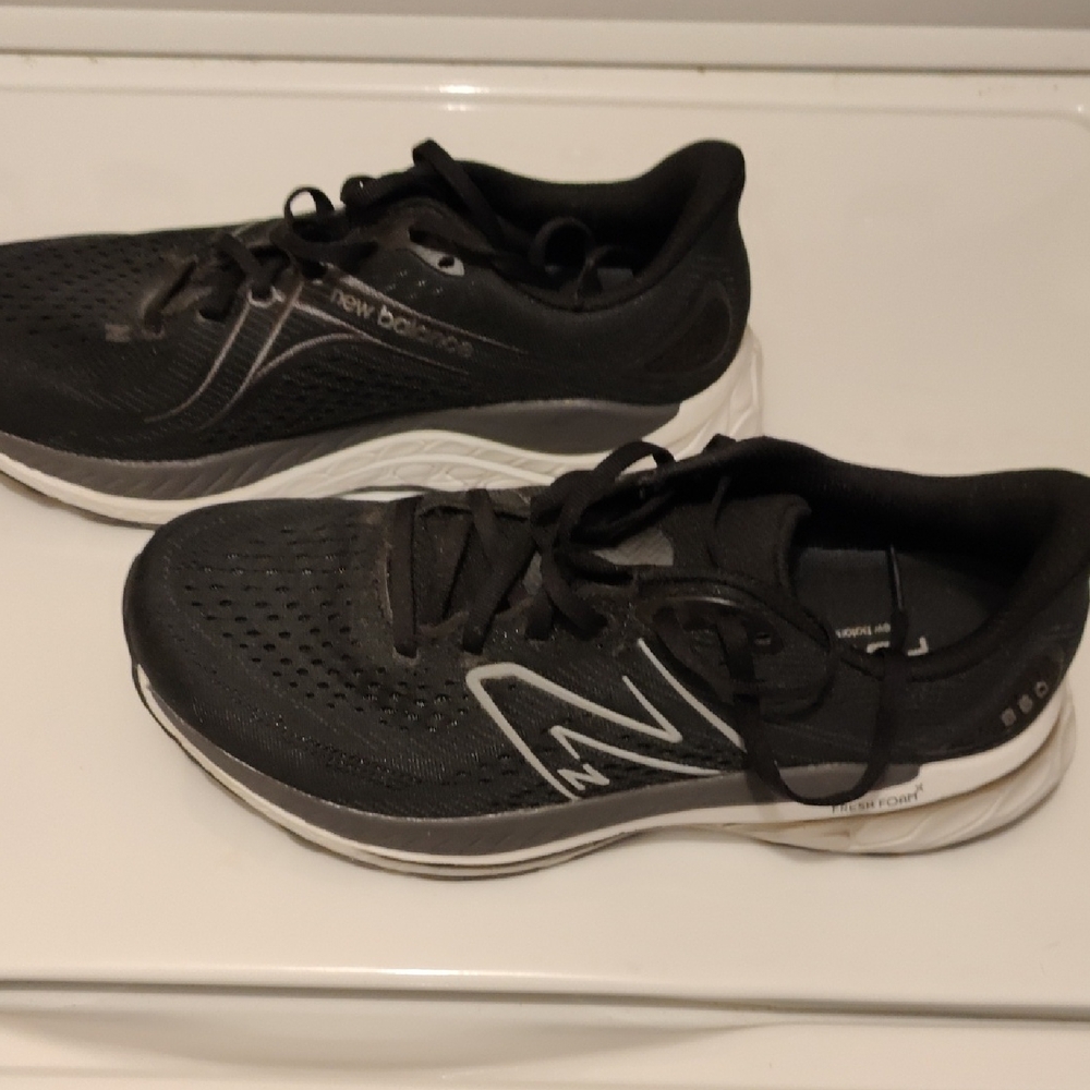 New Balance Black and White Athletic Shoes